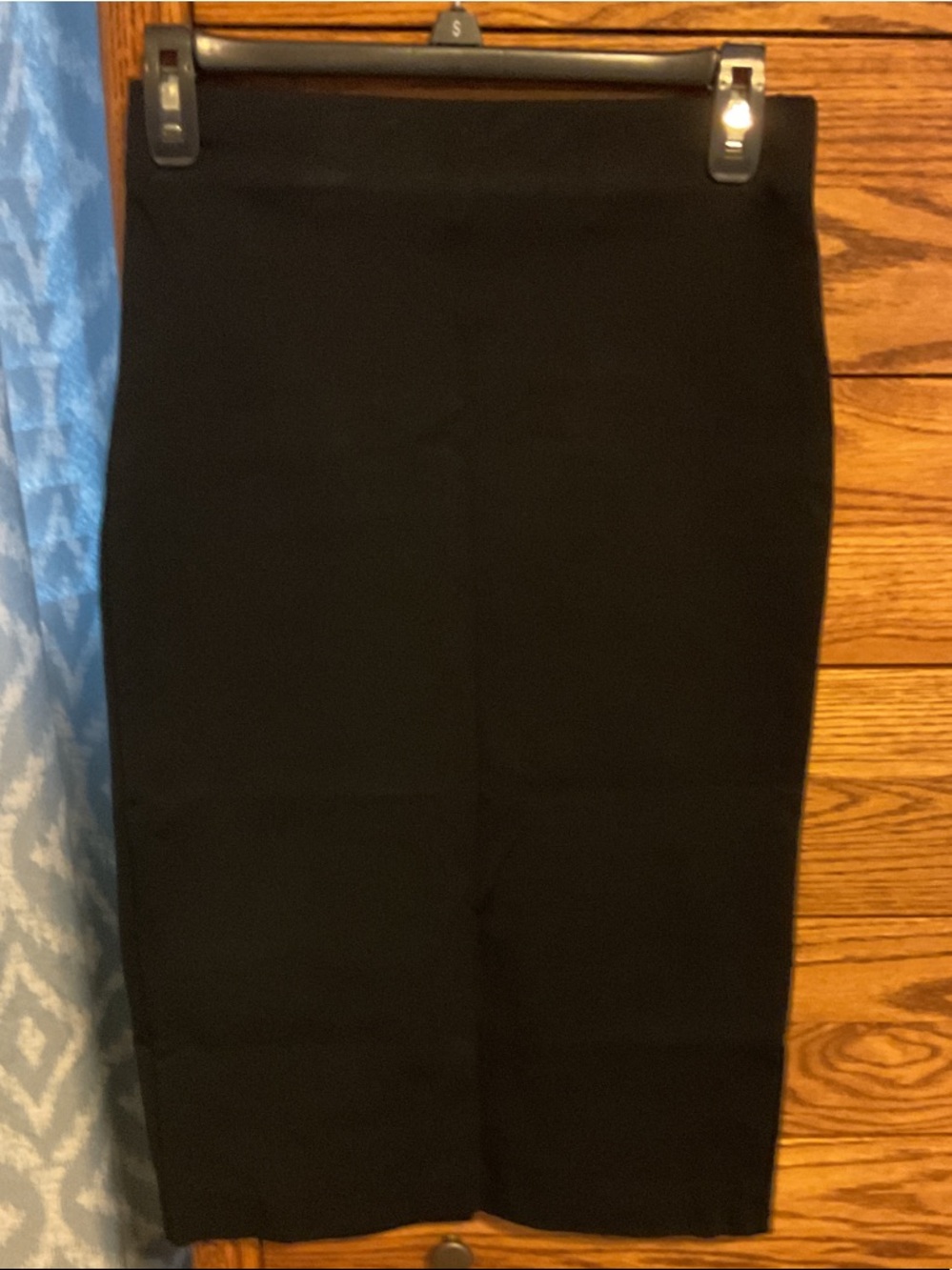 Ann Taylor Black Pencil Skirt - Sleek Work-to-Night Style